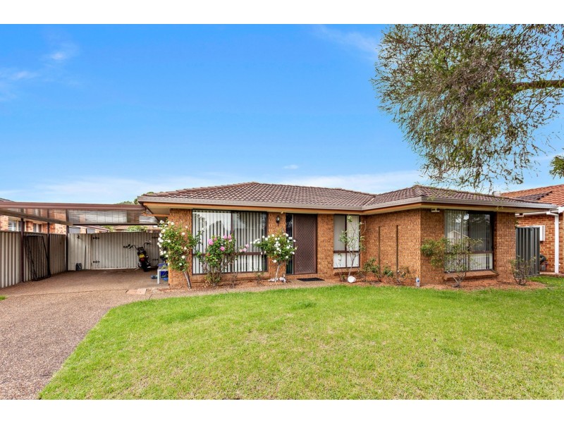 10 Forest Oak Place, Albion Park Rail NSW 2527