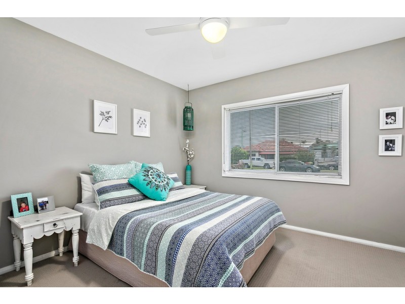 4 Jason Avenue, Barrack Heights NSW 2528