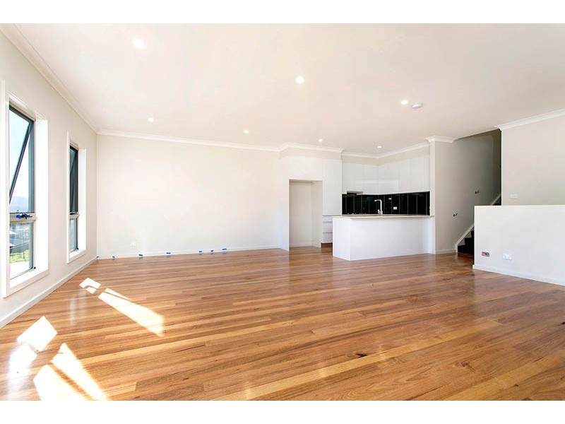 9 Whistlers Run, Albion Park NSW 2527