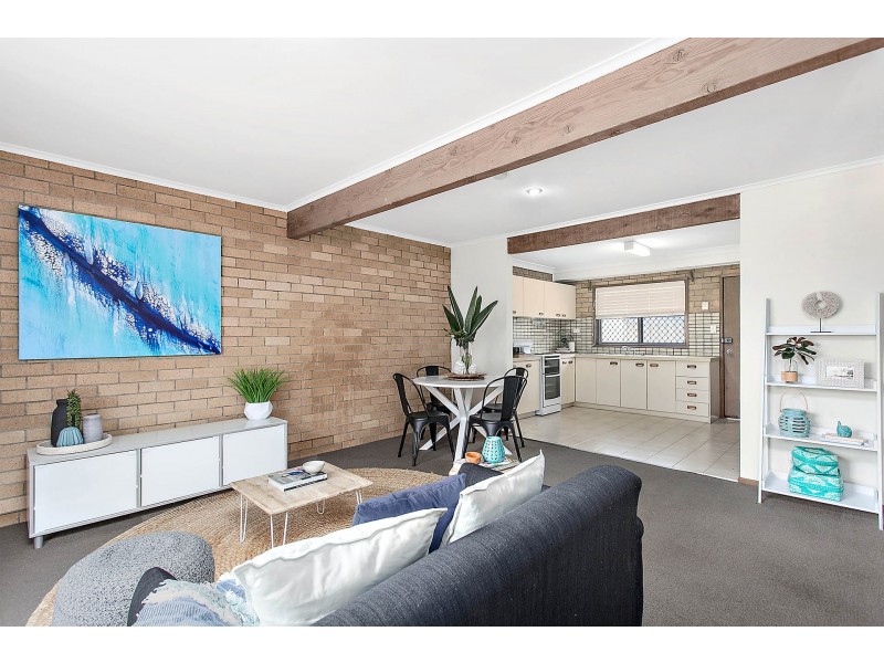 4/54 Peterborough Avenue, Lake Illawarra NSW 2528