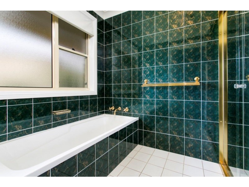 2 Tasman Drive, Shell Cove NSW 2529