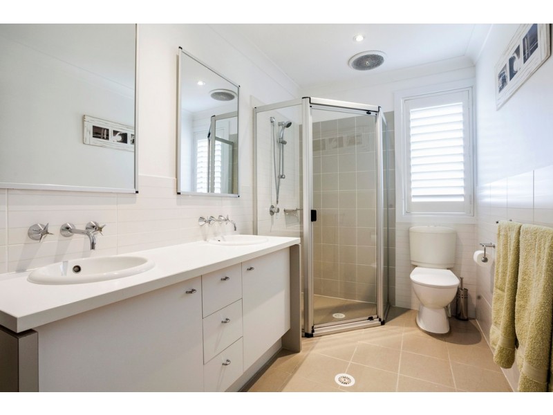 23 Gore Avenue, Shell Cove NSW 2529