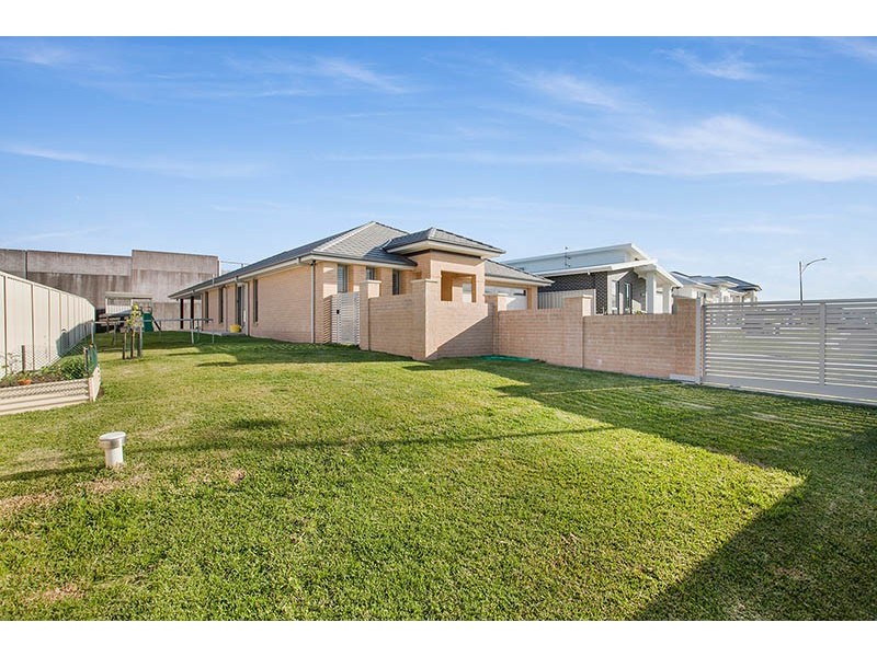 60 Mystics Drive, Shell Cove NSW 2529
