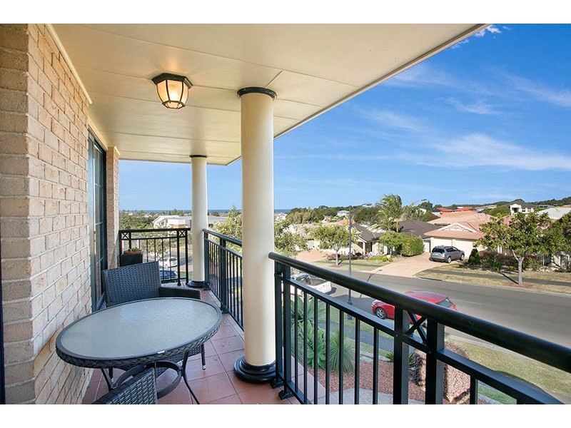 6 Southern Cross Boulevarde, Shell Cove NSW 2529