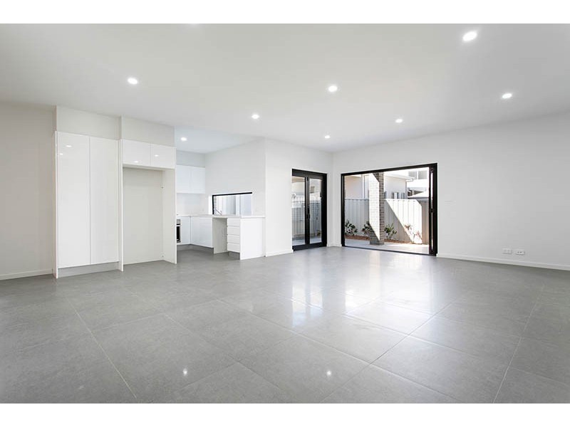 33 Fairways Drive, Shell Cove NSW 2529