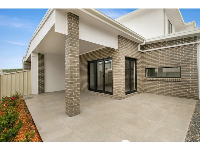 33 Fairways Drive, Shell Cove NSW 2529