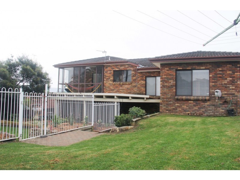 18 Pioneer Drive, Blackbutt NSW 2529