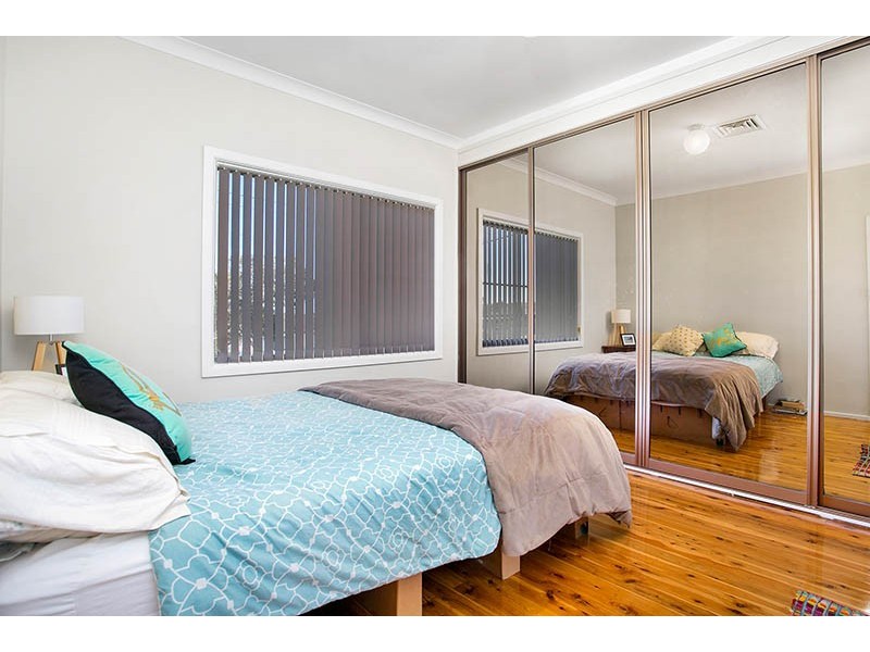 37 Daphne Street, Barrack Heights NSW 2528