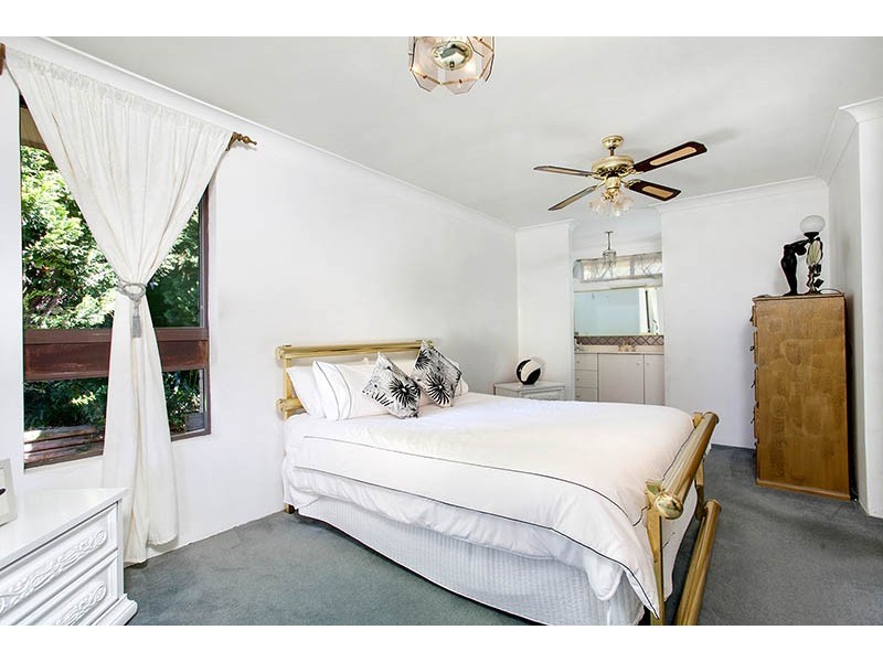 60 Cuthbert Drive, Mount Warrigal NSW 2528