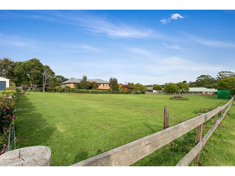 1 Hanrahan Place, Robertson NSW 2577