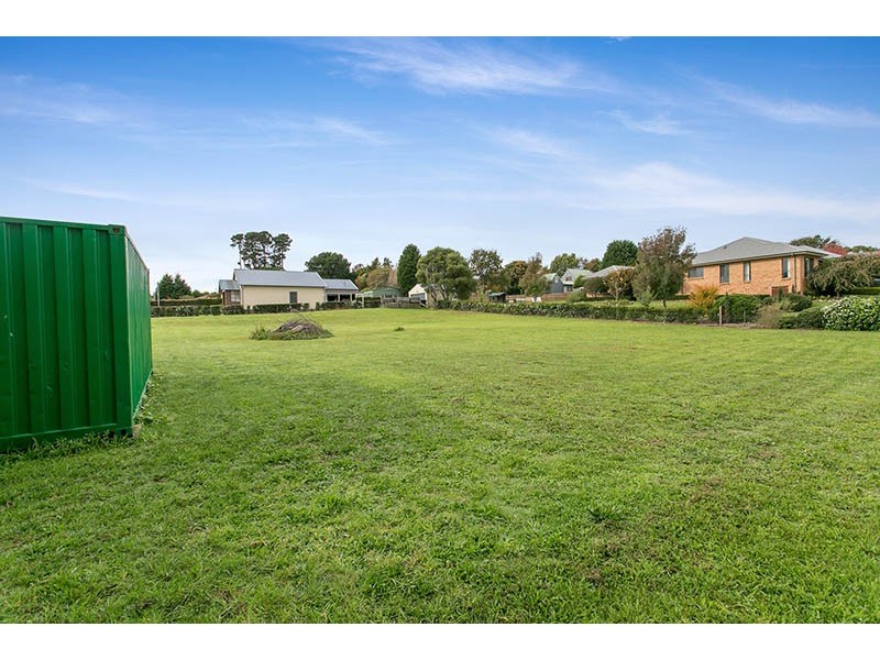 1 Hanrahan Place, Robertson NSW 2577
