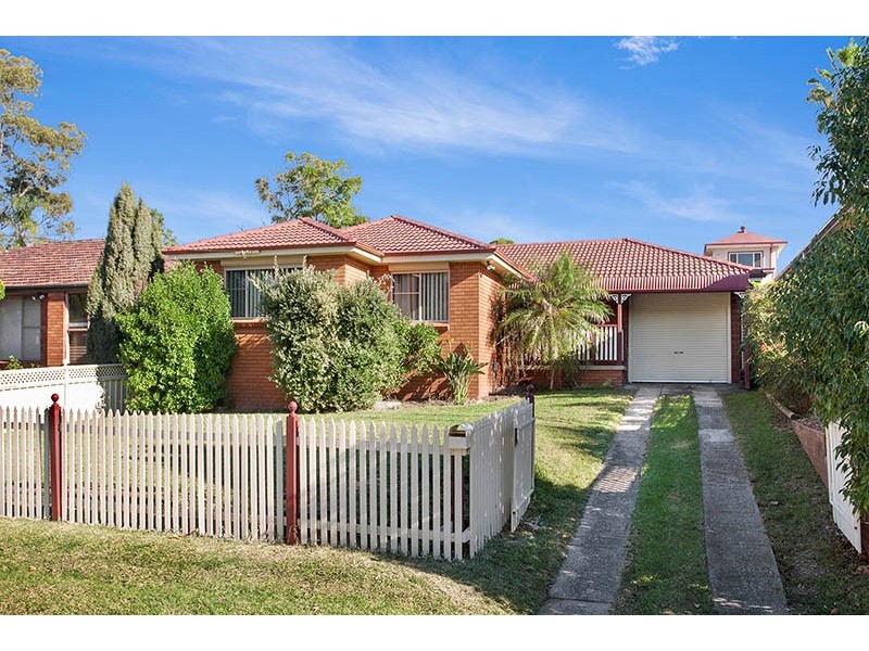 22 Burrell Crescent, Dapto NSW 2530