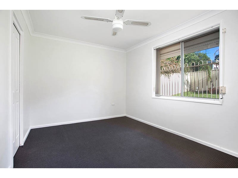 22 Burrell Crescent, Dapto NSW 2530