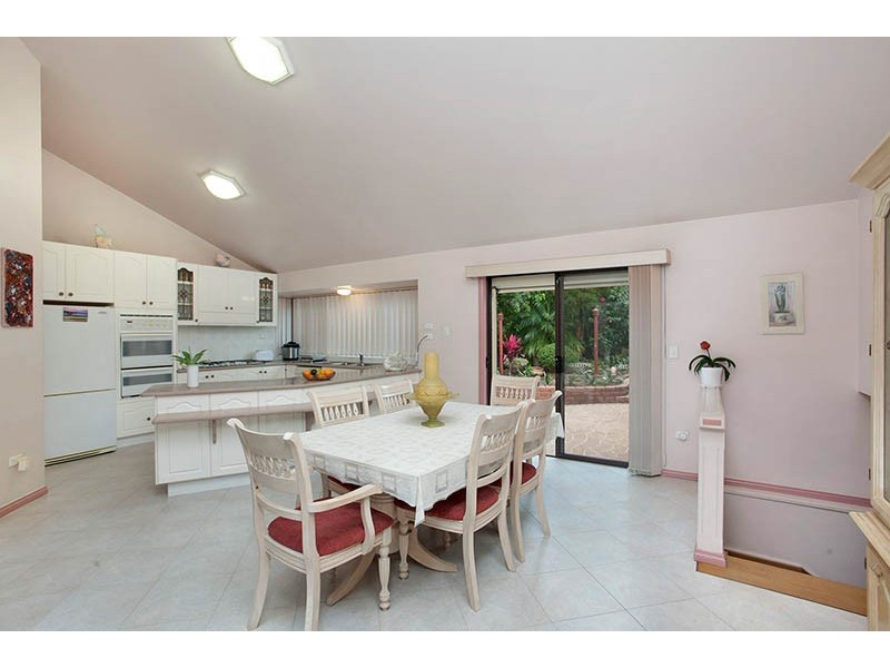 8 Springdale Close, Blackbutt NSW 2529