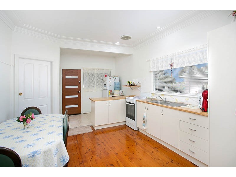 29 Belfast Avenue, Warilla NSW 2528