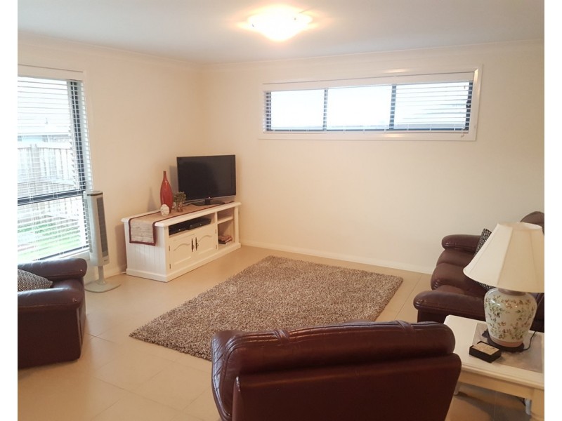 28 Churchill Circuit, Barrack Heights NSW 2528