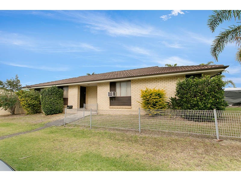 1 Abelia Street, Barrack Heights NSW 2528
