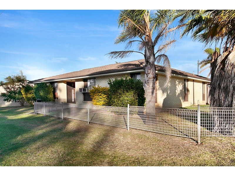 1 Abelia Street, Barrack Heights NSW 2528