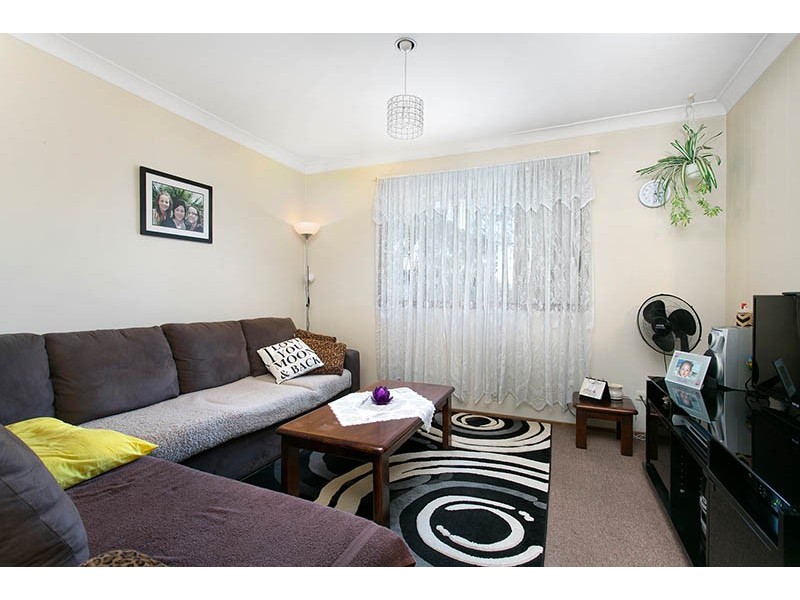 1 Abelia Street, Barrack Heights NSW 2528