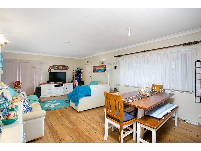 117 Parkes Street, Oak Flats NSW 2529