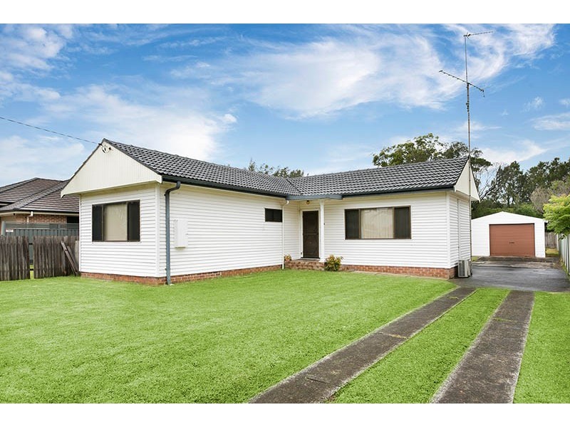 14 Timbs Road, Oak Flats NSW 2529