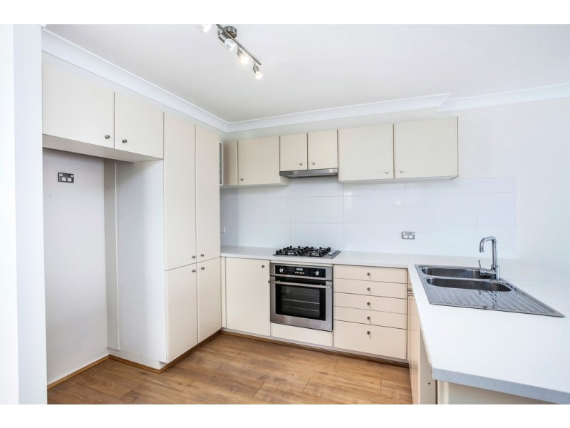 1/301 Princes Highway, Albion Park Rail NSW 2527