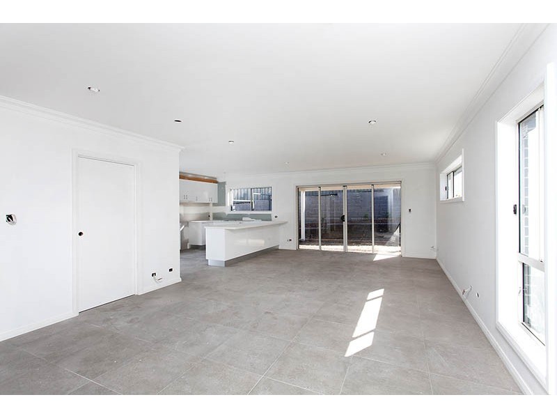 11A Rosemont Circuit, Flinders NSW 2529