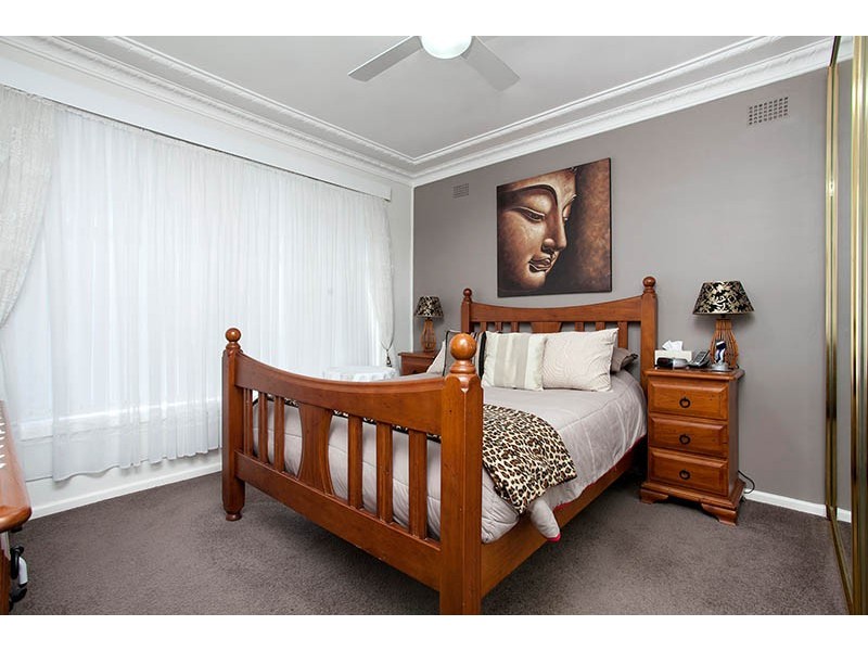 32 Leawarra Avenue, Warilla NSW 2528