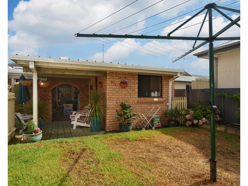 23 Deakin Street, Oak Flats NSW 2529