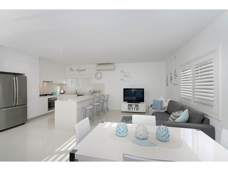 11 Lakelands Close, Shell Cove NSW 2529