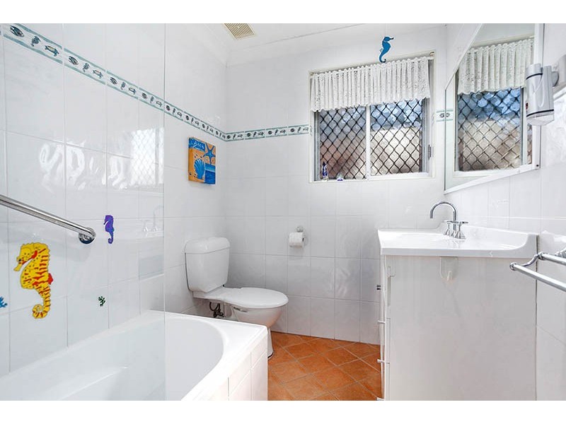 54 Brigadoon Circuit, Oak Flats NSW 2529