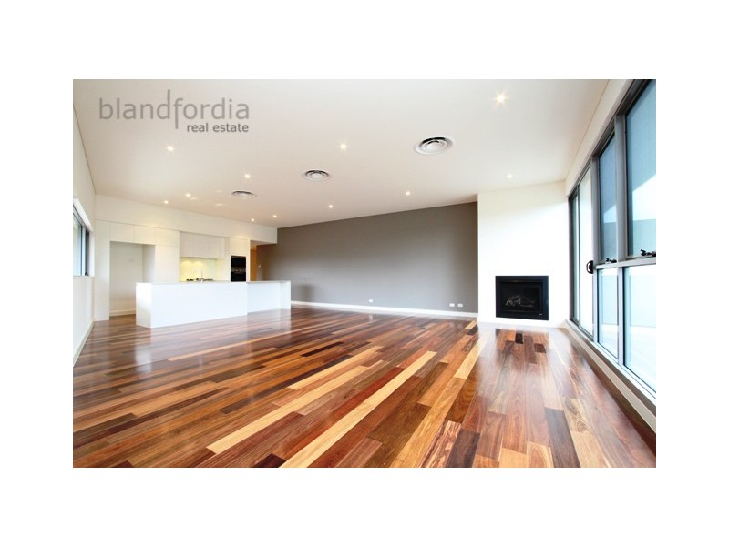 203/17 State Circle, Forrest ACT 2603