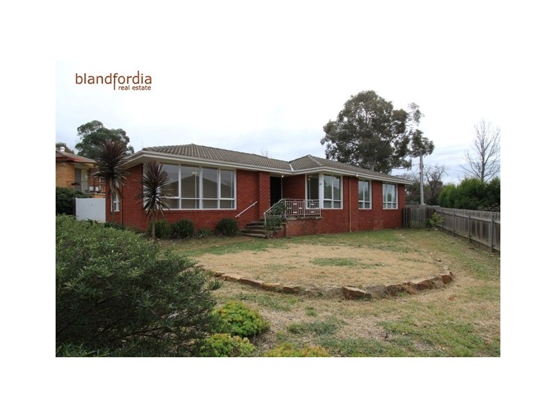 14 Sheaffe St, Holder ACT 2611