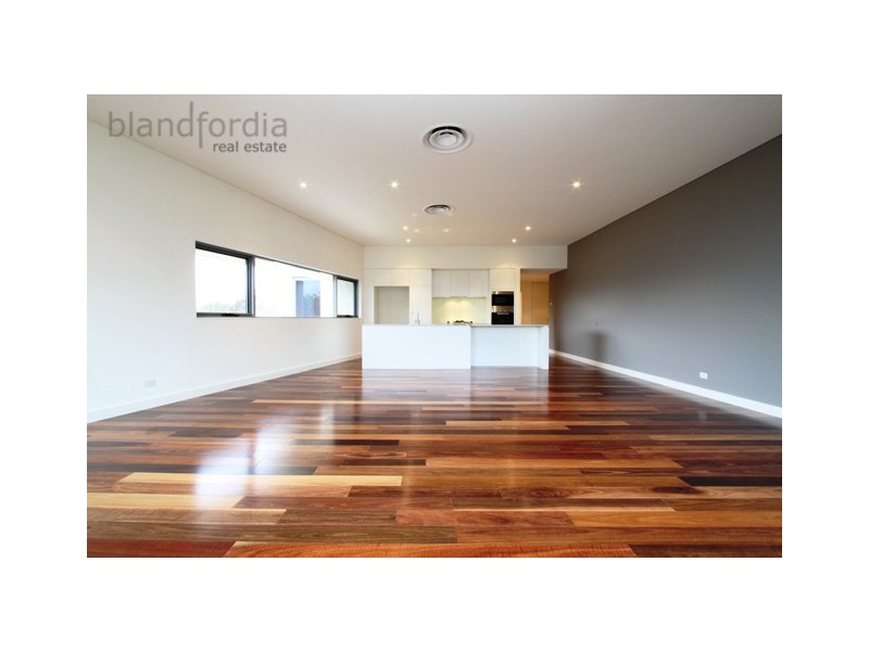 203/17 State Circle, Forrest ACT 2603