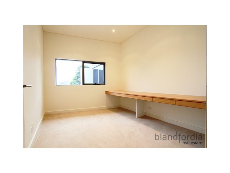 203/17 State Circle, Forrest ACT 2603