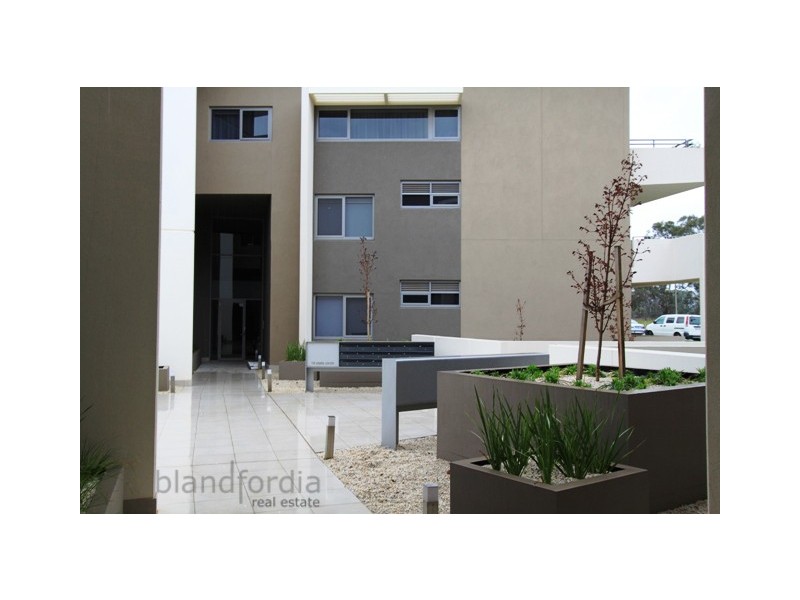 203/17 State Circle, Forrest ACT 2603