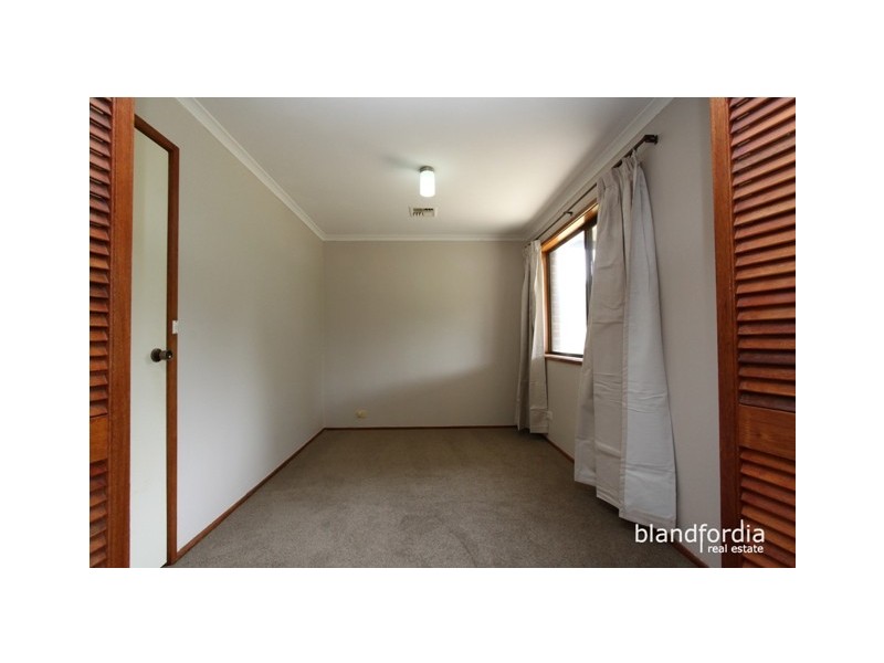 16 Australie Close, Gilmore ACT 2905