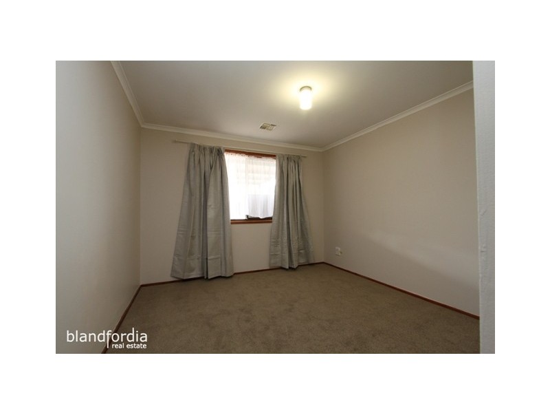 16 Australie Close, Gilmore ACT 2905