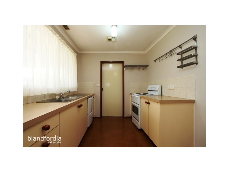 16 Australie Close, Gilmore ACT 2905