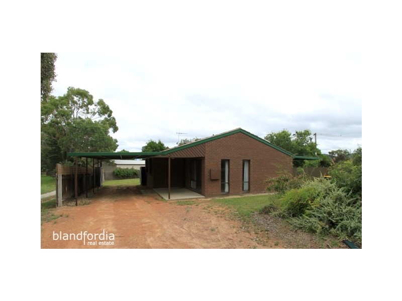 16 Australie Close, Gilmore ACT 2905