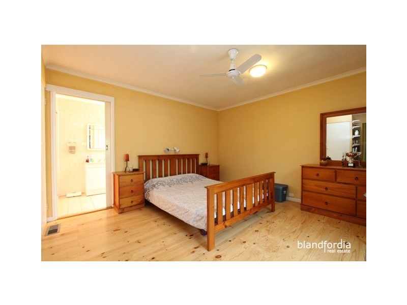 17 Kerferd Street, Watson ACT 2602