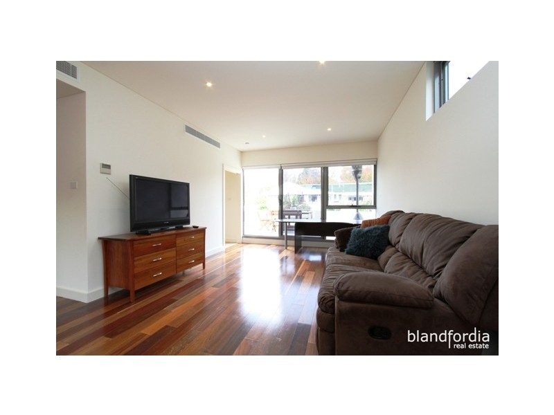 111/19 State Circle, Forrest ACT 2603