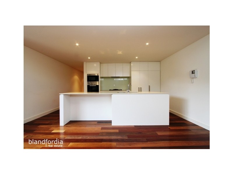 111/19 State Circle, Forrest ACT 2603