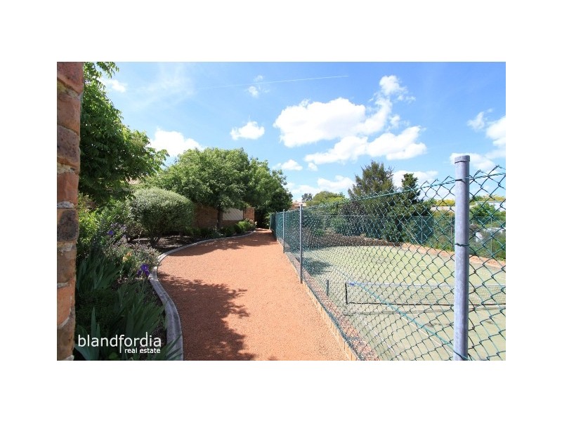 8/102 Julia Flynn Avenue, Isaacs ACT 2607