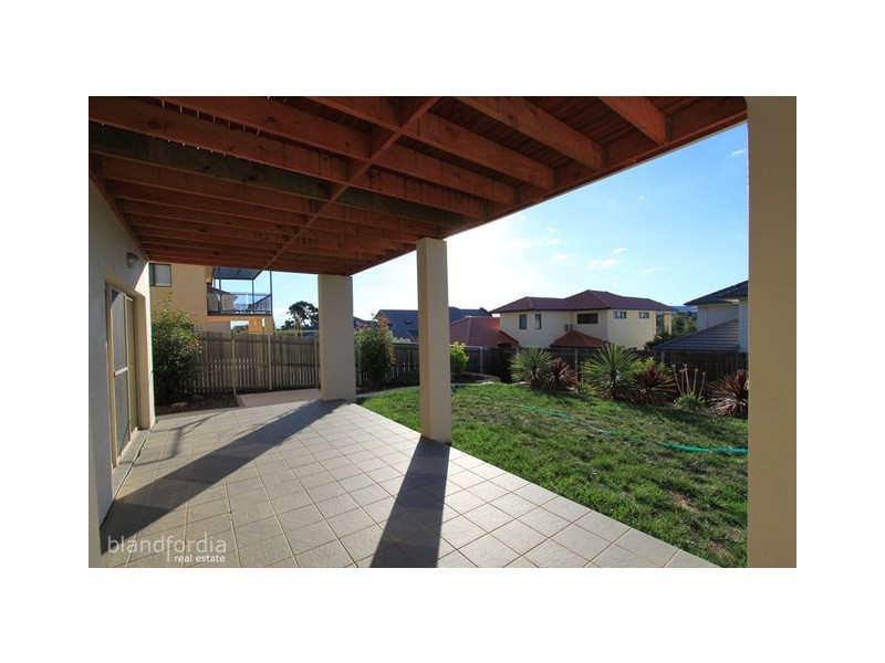309 Gunderoo Drive, Gungahlin ACT 2912