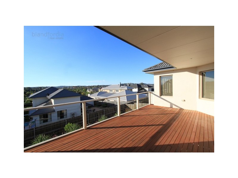309 Gunderoo Drive, Gungahlin ACT 2912