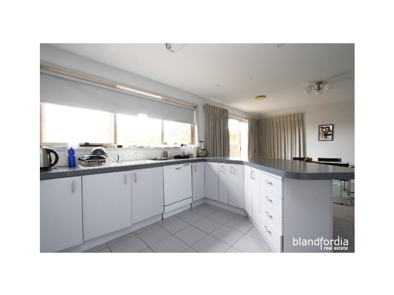 6/102 Julia Flynn Ave, Isaacs ACT 2607