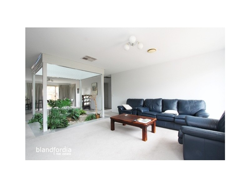 6/102 Julia Flynn Ave, Isaacs ACT 2607