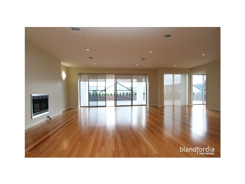 2/15 Dalman Crescent, O’malley ACT 2606