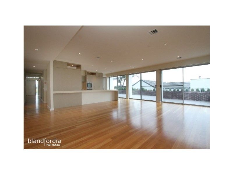 2/15 Dalman Crescent, O’malley ACT 2606